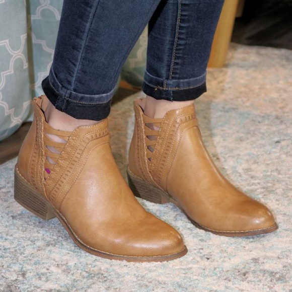 Corkys Shoes - CORKYS DETAILED CAMEL BOOTIE
